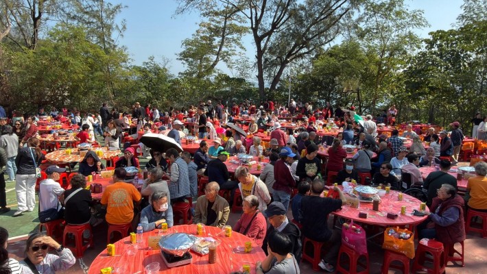 愛在社區 新春送暖盤菜宴